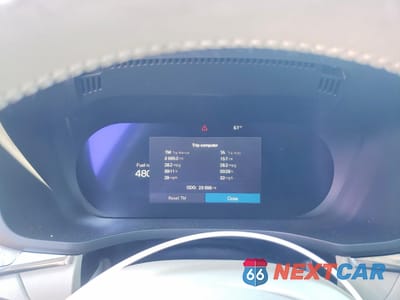 Zdjęcie 9 z 13 samochodu: 2023 VOLVO XC60 PLUS VIN:YV4L12RW9P1278118 - miniatura