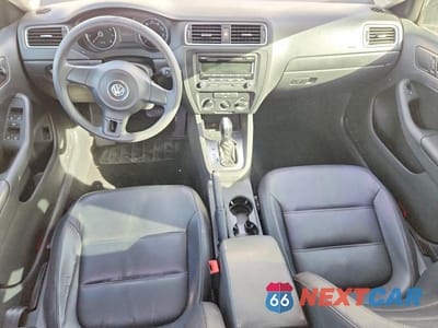 Zdjęcie 8 z 11 samochodu: 2014 VOLKSWAGEN JETTA SE VIN:3VWD07AJ5EM412269 - miniatura