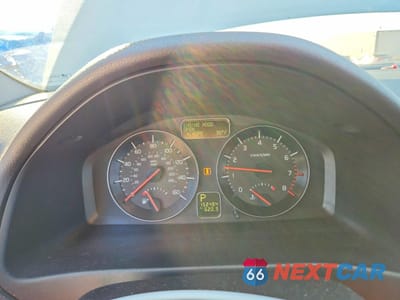 Zdjęcie 9 z 14 samochodu: 2011 VOLVO V50 T5 VIN:YV1672MW5B2633806 - miniatura