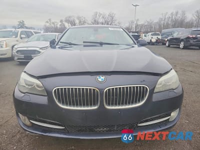 Piąte zdjęcie samochodu w środku: 2013 BMW 528 XI VIN:WBAXH5C52DD108546 - miniatura
