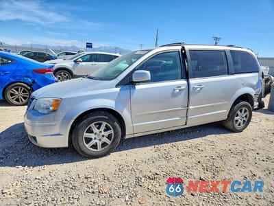 2010 CHRYSLER TOWN & COUNTRY TOURING 2A4RR5D14AR412775 - główne zdjęcie licytacji z USA - miniatura