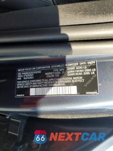 Zdjęcie 14 z 14 samochodu: 2025 VOLVO XC90 PLUS VIN:YV4062JE3S1330150 - miniatura