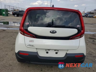 Zdjęcie 6 z 12 samochodu: 2021 KIA SOUL LX VIN:KNDJ23AU2M7149749 - miniatura