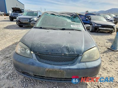 Piąte zdjęcie samochodu w środku: 2003 HONDA CIVIC LX VIN:2HGES15563H511224 - miniatura