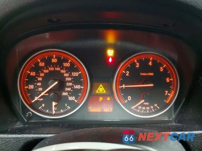 Zdjęcie 9 z 11 samochodu: 2013 BMW X1 XDRIVE28I VIN:WBAVL1C53DVR86222 - miniatura