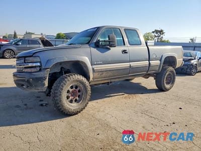 1999 CHEVROLET SILVERADO K2500 1GCGK29U6XZ158097 - główne zdjęcie licytacji z USA - miniatura