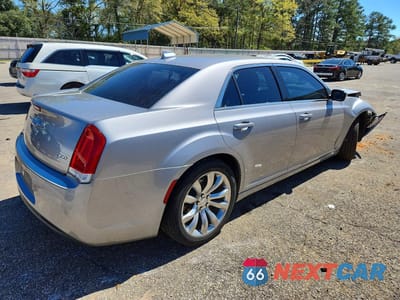 Trzecie zdjęcie samochodu z tyłu: 2018 CHRYSLER 300 TOURING VIN:2C3CCAAG9JH281951 - miniatura