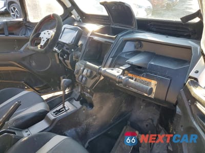 Piąte zdjęcie samochodu w środku: 2023 KAWASAKI KRF 1000 D VIN:JKARFCD16PB503082 - miniatura