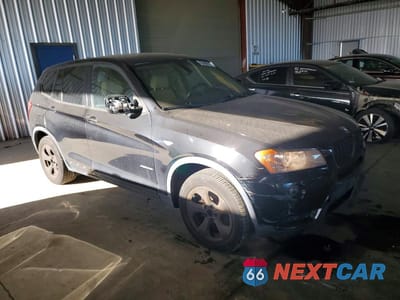 Czwarte zdjęcie samochodu z boku: 2012 BMW X3 VIN:5UXWX5C5XCL729215 - miniatura