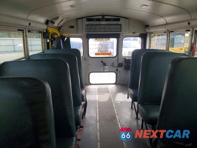 Zdjęcie 6 z 10 samochodu: 2013 THOMAS MINOTOUR G3500 - SCHOOL BUS VIN:1GB3G3BG3D1150659 - miniatura