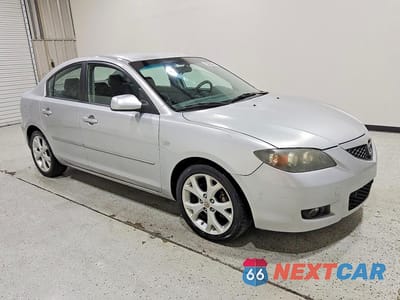 Czwarte zdjęcie samochodu z boku: 2009 MAZDA 3 I VIN:JM1BK32F491244215 - miniatura