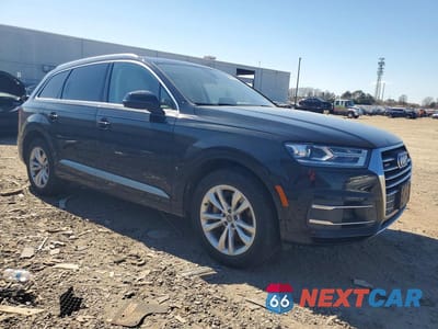 Czwarte zdjęcie samochodu z boku: 2019 AUDI Q7 PREMIUM VIN:WA1AAAF71KD002373 - miniatura