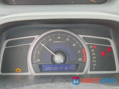 Zdjęcie 9 z 12 samochodu: 2006 HONDA CIVIC EX VIN:2HGFG12816H573591 - miniatura