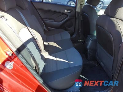 Zdjęcie 10 z 12 samochodu: 2017 KIA FORTE S VIN:3KPFL4A72HE028745 - miniatura