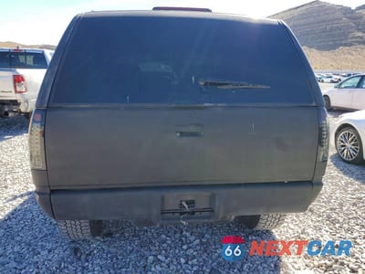 Zdjęcie 6 z 13 samochodu: 1995 CHEVROLET TAHOE K1500 VIN:3GNEK18K8SG112403 - miniatura