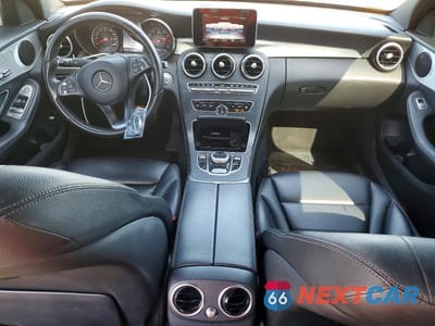 Zdjęcie 8 z 12 samochodu: 2018 MERCEDES-BENZ C 300 VIN:55SWF4JB0JU262778 - miniatura