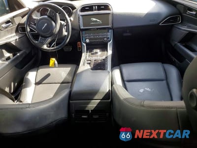 Zdjęcie 8 z 11 samochodu: 2019 JAGUAR XE AWD 4C 25T VIN:SAJAS4FX0KCP52732 - miniatura