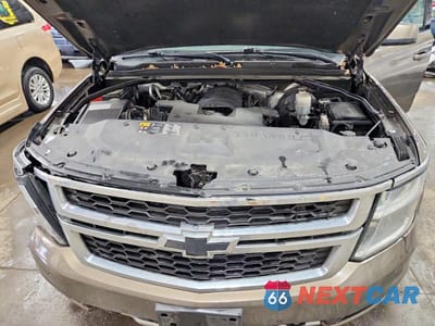 Zdjęcie 12 z 13 samochodu: 2016 CHEVROLET SUBURBAN K1500 LT VIN:1GNSKHKC3GR430952 - miniatura
