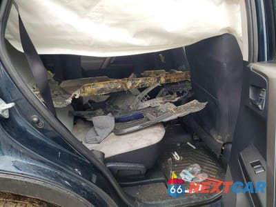 Zdjęcie 11 z 12 samochodu: 2018 TOYOTA RAV4 XLE VIN:JTMRFREV2JJ178048 - miniatura