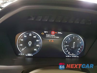 Zdjęcie 9 z 13 samochodu: 2016 VOLVO XC90 T6 VIN:YV4A22PK5G1050069 - miniatura