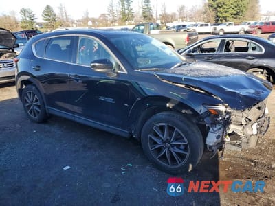 Czwarte zdjęcie samochodu z boku: 2018 MAZDA CX-5 GRAND TOURING VIN:JM3KFBDM4J0308247 - miniatura
