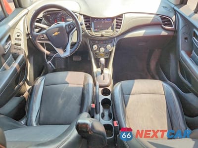 Zdjęcie 8 z 12 samochodu: 2020 CHEVROLET TRAX 1LT VIN:KL7CJLSB8LB005804 - miniatura