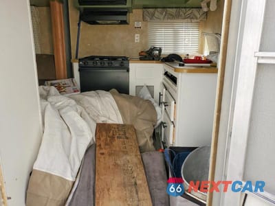 Zdjęcie 9 z 10 samochodu: 2006 JAYCO JAY FLIGHT CAMPER VIN:1UJBJ02P761P80159 - miniatura