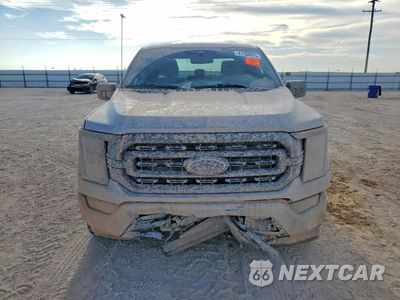 Piąte zdjęcie samochodu w środku: 2023 FORD F150 SUPERCREW VIN:1FTFW1E83PFB14627 - miniatura