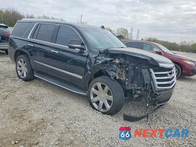 Czwarte zdjęcie samochodu z boku: 2019 CADILLAC ESCALADE LUXURY VIN:1GYS3BKJ5KR282730 - miniatura