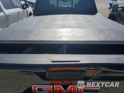 Zdjęcie 10 z 13 samochodu: 2021 GMC SIERRA K2500 DENALI VIN:1GT49REY3MF275729 - miniatura