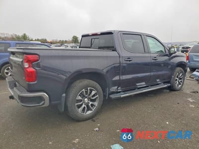 Trzecie zdjęcie samochodu z tyłu: 2024 CHEVROLET SILVERADO K1500 LT VIN:2GCUDDED0R1186696 - miniatura