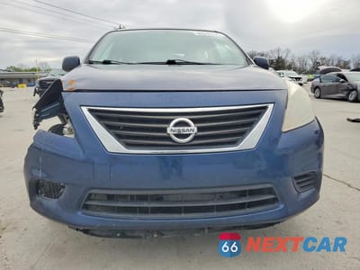Piąte zdjęcie samochodu w środku: 2012 NISSAN VERSA 1.6 S VIN:3N1CN7AP0CL904136 - miniatura