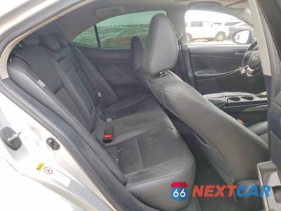 Zdjęcie 10 z 11 samochodu: 2016 LEXUS IS 200T BASE VIN:JTHBA1D26G5009871 - miniatura