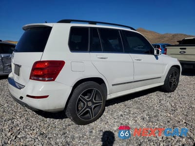 Trzecie zdjęcie samochodu z tyłu: 2015 MERCEDES-BENZ GLK 350 VIN:WDCGG5HB6FG407568 - miniatura