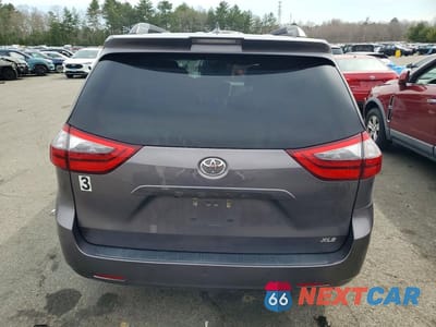 Zdjęcie 6 z 12 samochodu: 2020 TOYOTA SIENNA XLE 8-PASSENGER VIN:5TDYZ3DC9LS062075 - miniatura