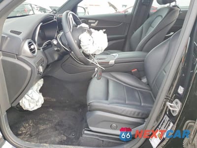 Zdjęcie 7 z 12 samochodu: 2022 MERCEDES-BENZ GLC 300 4MATIC VIN:W1N0G8EB3NV383357 - miniatura