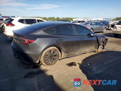 Trzecie zdjęcie samochodu z tyłu: 2025 TESLA MODEL 3 VIN:5YJ3E1EAXSF018967 - miniatura