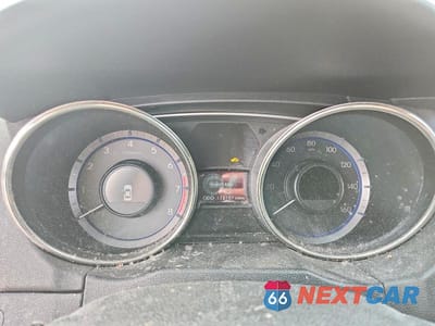 Zdjęcie 9 z 13 samochodu: 2011 HYUNDAI SONATA SE VIN:5NPEC4AC3BH114528 - miniatura