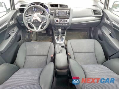 Zdjęcie 8 z 12 samochodu: 2020 HONDA FIT LX VIN:3HGGK5H41LM703641 - miniatura