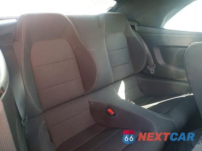 Zdjęcie 10 z 12 samochodu: 2017 FORD MUSTANG VIN:1FATP8EM7H5288980 - miniatura