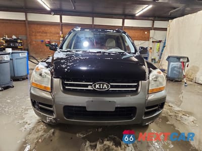 Piąte zdjęcie samochodu w środku: 2008 KIA SPORTAGE LX VIN:KNDJE723387536563 - miniatura