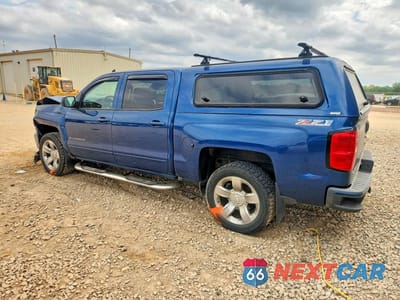 Drugie zdjęcie samochodu z przodu: 2017 CHEVROLET SILVERADO K1500 LT VIN:3GCUKREC2HG331074 - miniatura