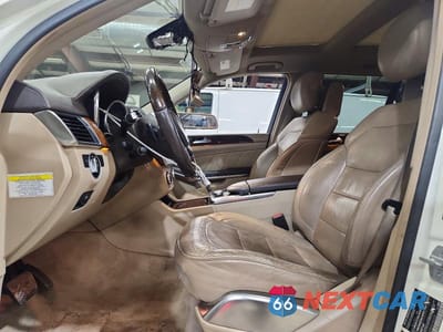 Zdjęcie 7 z 13 samochodu: 2013 MERCEDES-BENZ GL 550 4MATIC VIN:4JGDF7DE8DA150223 - miniatura