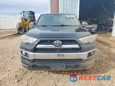 Piąte zdjęcie samochodu w środku: 2017 TOYOTA 4RUNNER LIMITED VIN:JTEBU5JR6H5457333 - miniatura