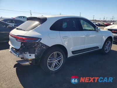 Trzecie zdjęcie samochodu z tyłu: 2024 PORSCHE MACAN BASE VIN:WP1AA2A52RLB03857 - miniatura