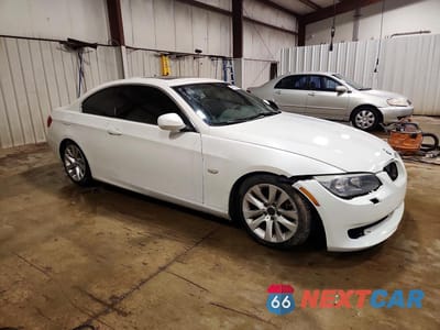 Czwarte zdjęcie samochodu z boku: 2013 BMW 328 I VIN:WBAKE3C5XDE771980 - miniatura