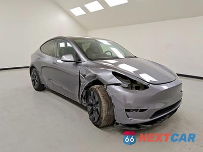 Czwarte zdjęcie samochodu z boku: 2024 TESLA MODEL Y VIN:7SAYGDED4RF200253 - miniatura