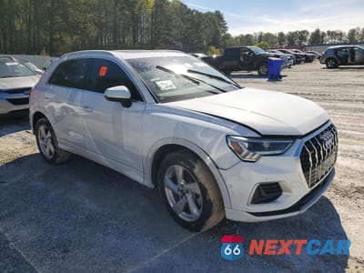 Czwarte zdjęcie samochodu z boku: 2021 AUDI Q3 PREMIUM PLUS 40 VIN:WA1BUCF39M1083843 - miniatura