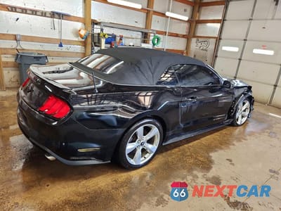 Trzecie zdjęcie samochodu z tyłu: 2018 FORD MUSTANG VIN:1FATP8UH1J5112159 - miniatura