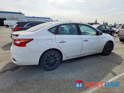 Trzecie zdjęcie samochodu z tyłu: 2018 NISSAN SENTRA S VIN:3N1AB7AP4JY275576 - miniatura